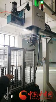 甘肅首臺(tái)自主研發(fā)工業(yè)機(jī)器人成功下線，開啟智能智造新篇章